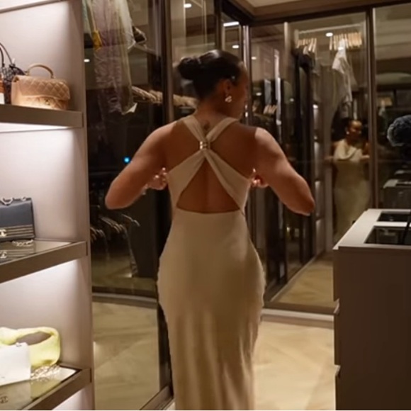 Zara Nude open back draped dress - Picture 5 of 5